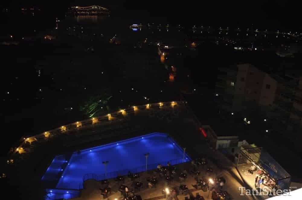 Golden Day Wings Hotel